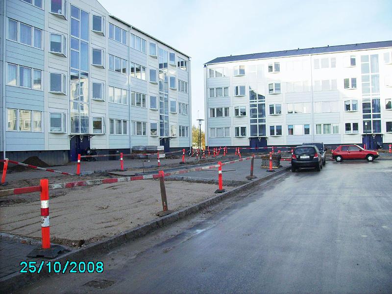2008-10-22 Fliser lagt på